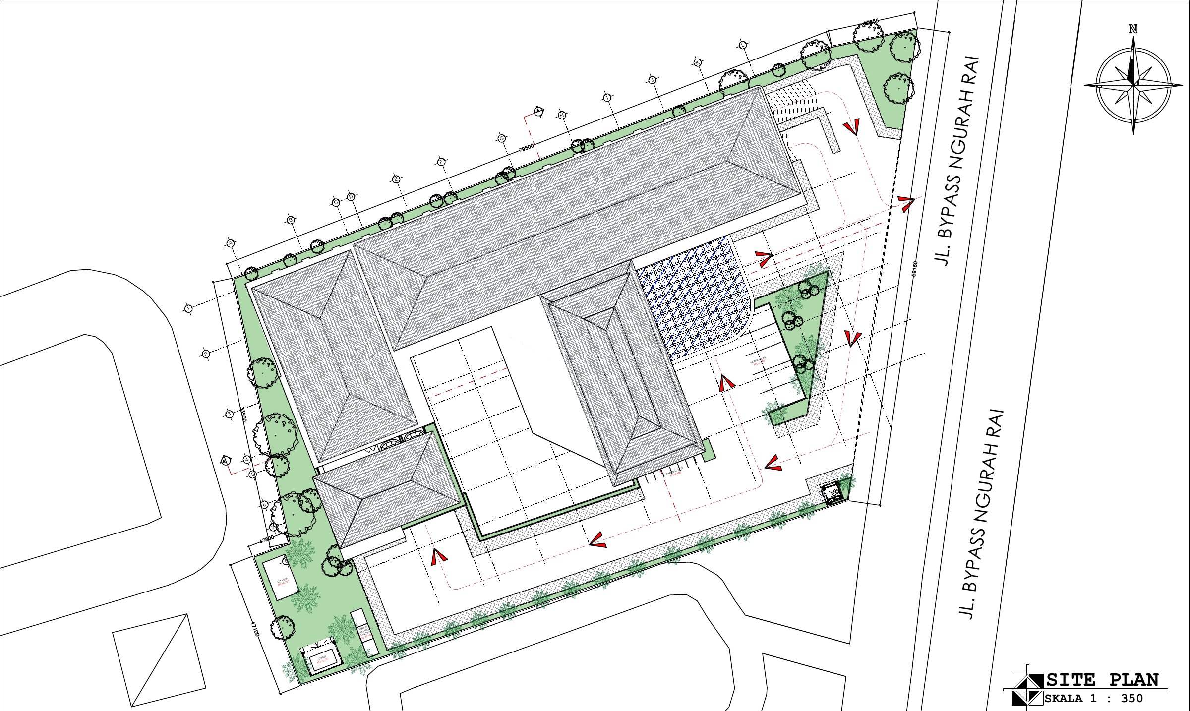 Site-plan drawing showing the hotel footprint, landscaped boundaries, access routes, circulation arrows, grids, levels, and north orientation.